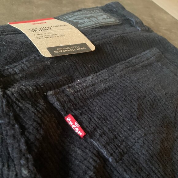 LEVI'S Women's High Rise Skinny Jeans - Picture 6 of 9